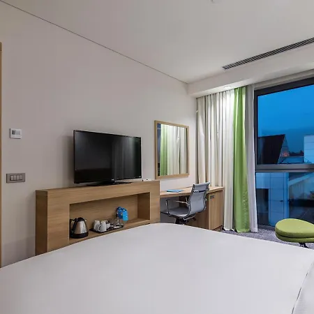 汉普顿伊斯坦布尔宰廷布尔努希尔顿酒店 4* 伊斯坦布尔