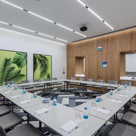 汉普顿伊斯坦布尔宰廷布尔努希尔顿酒店