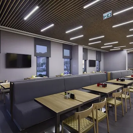 汉普顿伊斯坦布尔宰廷布尔努希尔顿酒店 4*