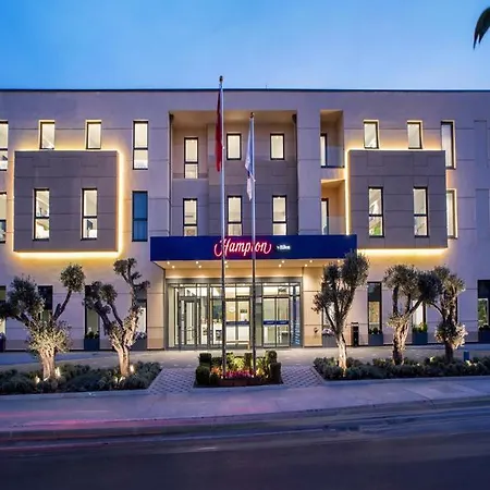 汉普顿伊斯坦布尔宰廷布尔努希尔顿酒店 酒店 伊斯坦布尔