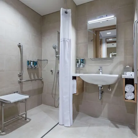 Hotel Hampton By Hilton Zeytinburnu Istanboel