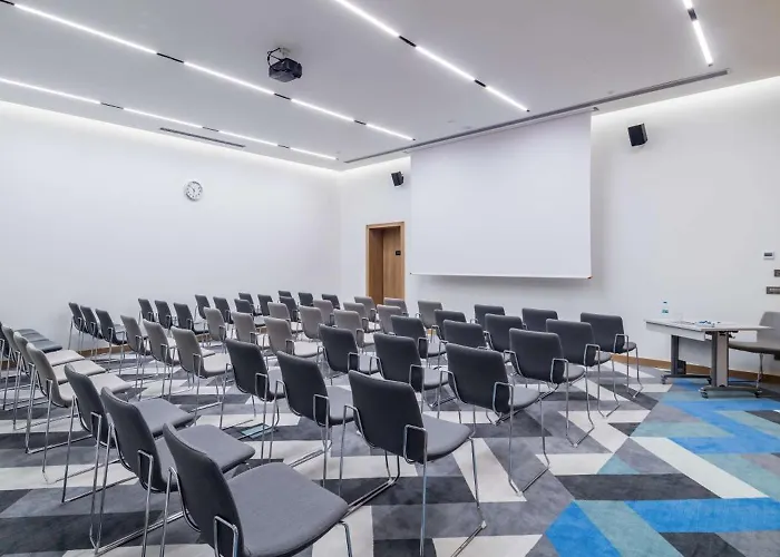 햄프턴 바이 힐튼 제이틴부르누 4* 이스탄불