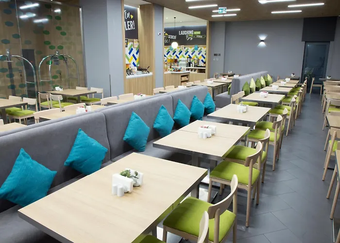 햄프턴 바이 힐튼 제이틴부르누 4* 이스탄불