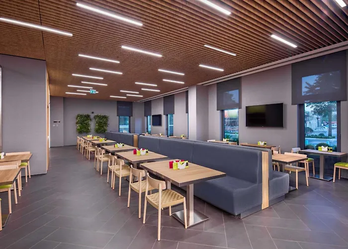 햄프턴 바이 힐튼 제이틴부르누 4* 이스탄불