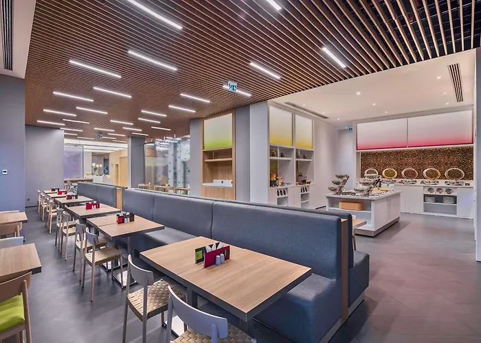 햄프턴 바이 힐튼 제이틴부르누 호텔