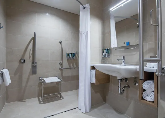 Hampton By Hilton Zeytinburnu Hotel 4*