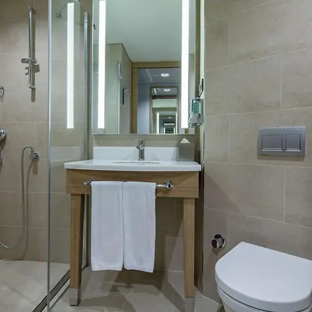 Hampton By Hilton Zeytinburnu 4* Стамбул
