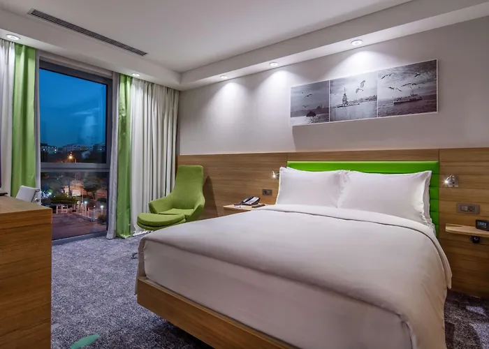 Hotel Hampton By Hilton Zeytinburnu 4*